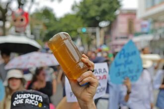 puntoielector com la indignacion ciudadana por el agua sucia pone a